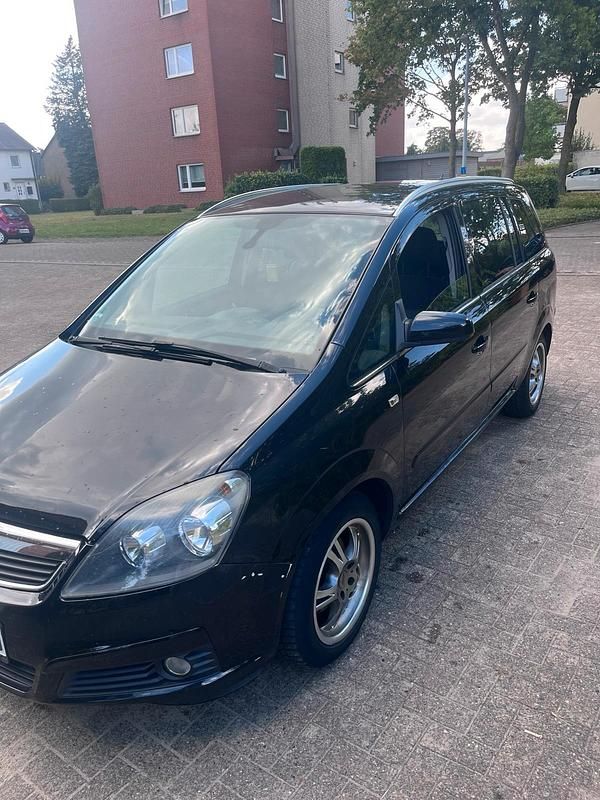 Schwarz Gebraucht 2006 Opel Zafira Van / Kleinbus | 1.200 € (Superpreis) - Bild 1/4