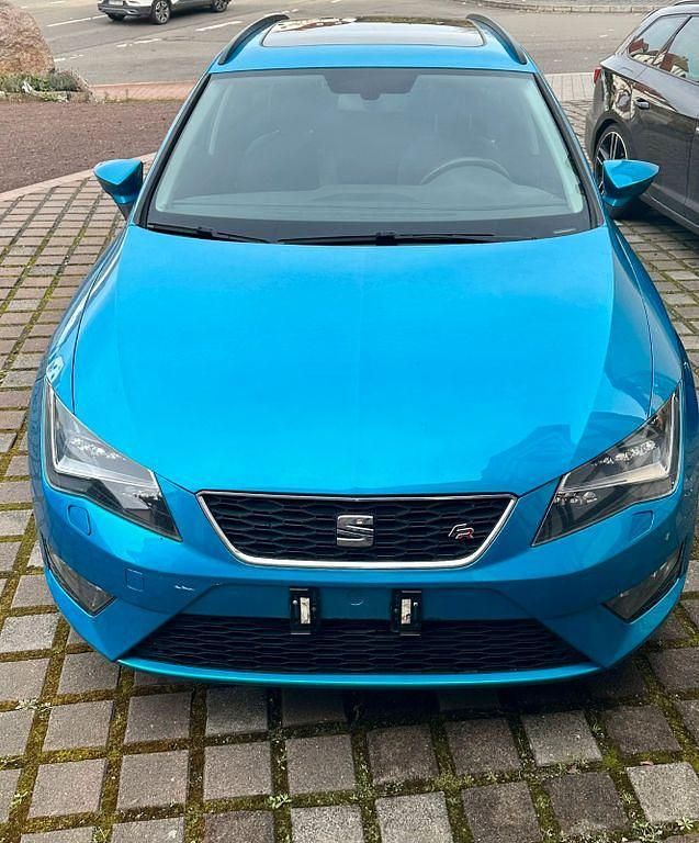 Blau Gebraucht 2014 Seat Leon ST 4Drive Kombi | 12.000 € (Fairer Preis) - Bild 1/4