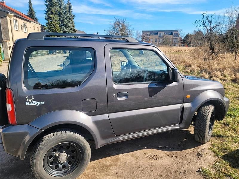 Gebraucht Suzuki Jimny 86 PS (63 kW) 2012 Grau SUV