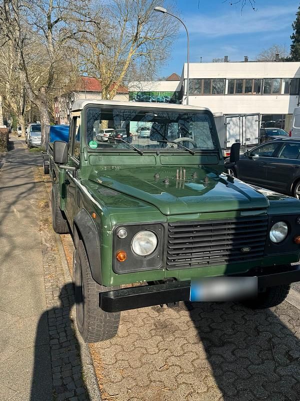 Gebraucht Land Rover Defender 113 PS (83 kW) 1997 Grün SUV