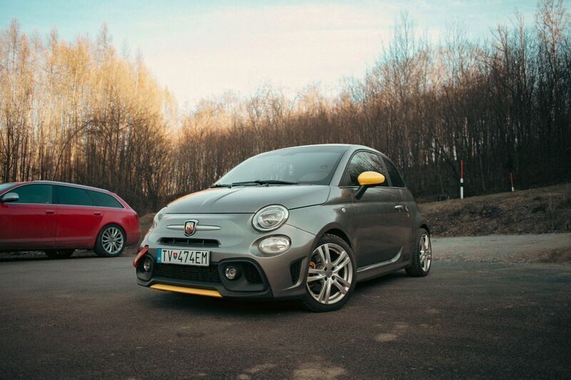 Grau Gebraucht 2019 Abarth 595 Pista Kleinwagen | 19.999 € (Teuer) - Bild 1/4