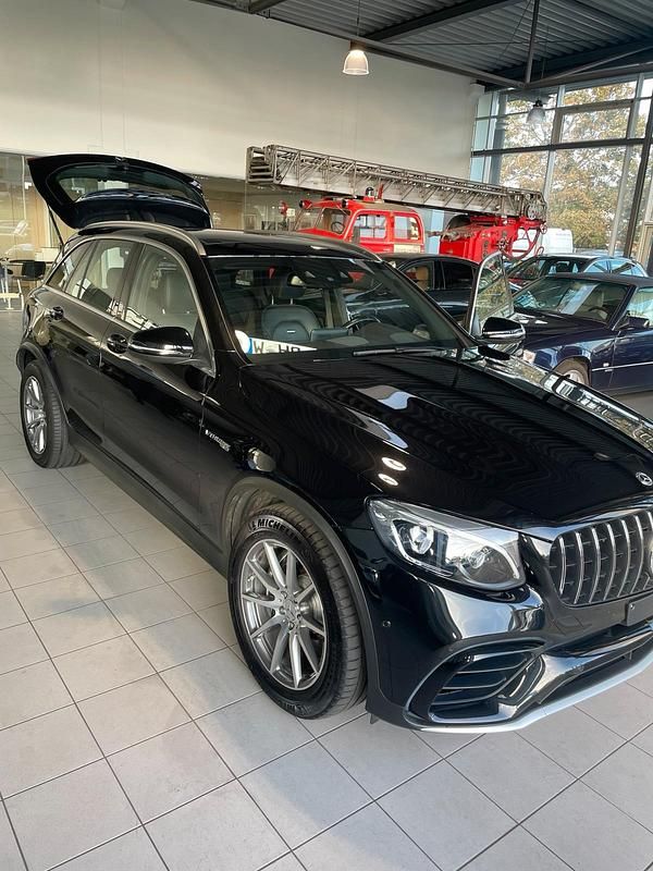 Gebraucht Mercedes GLC63 AMG 476 PS (350 kW) 2018 Schwarz SUV