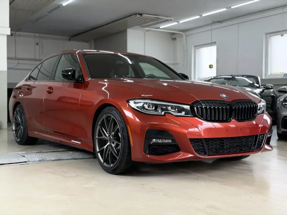Gebraucht BMW 330 M Sport 258 PS (189 kW) 2021 Gold Limousine