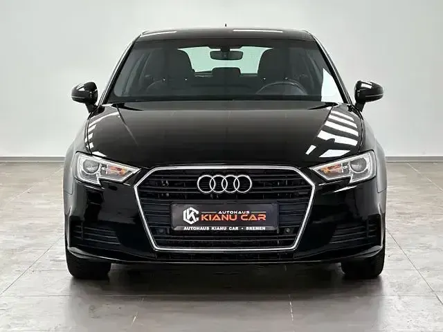Gebraucht Audi A3 Basis 237 PS (174 kW) 2018 Schwarz Limousine