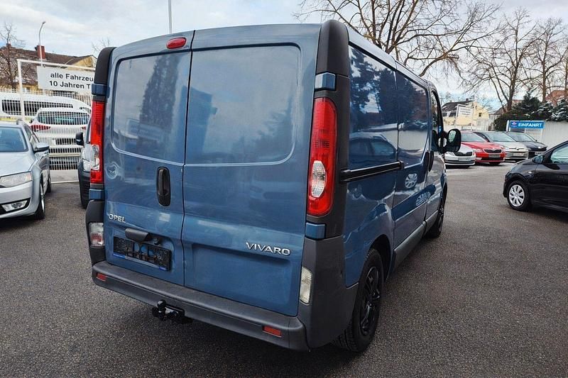 Gebraucht Opel Vivaro 90 PS (66 kW) 2013 Grau Van / Kleinbus
