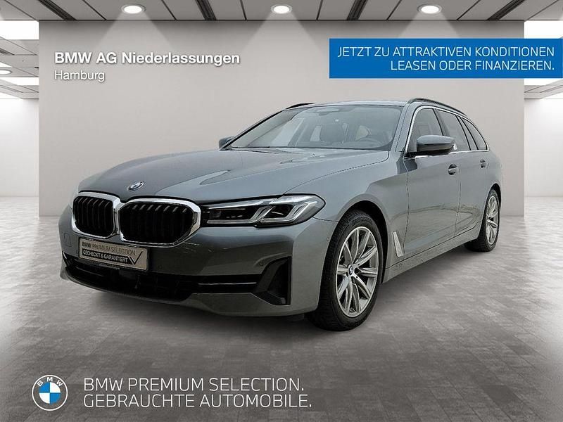 Grau Gebraucht 2022 BMW 520 Kombi | 29.902 € (Guter Preis) - Bild 1/4