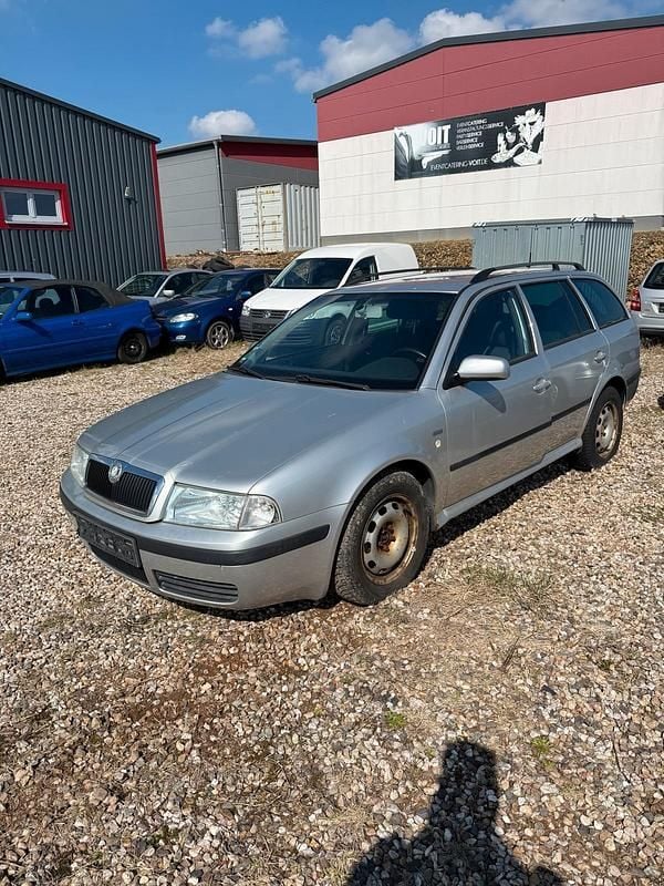 Gebraucht Skoda Octavia Style 116 PS (85 kW) 2004 Silber Kombi