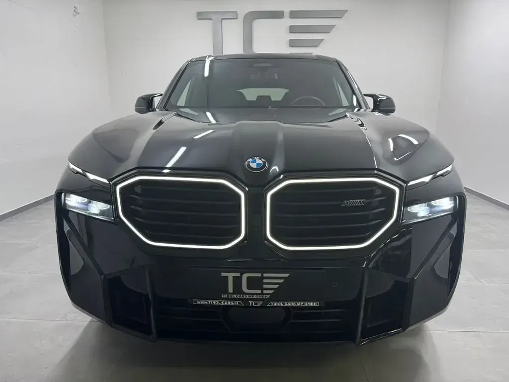 Gebraucht BMW XM Performance 476 PS (350 kW) 2025 Schwarz SUV