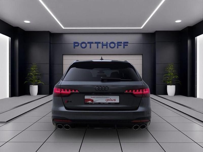 Gebraucht Audi S4 Sport 341 PS (250 kW) 2024 Grau Kombi