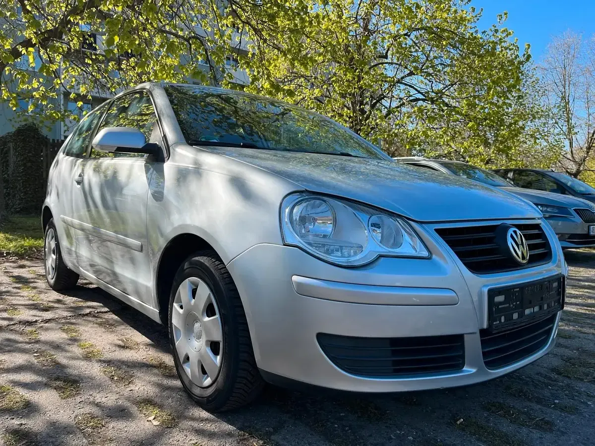 Gebraucht VW Polo Comfortline 75 PS (55 kW) 2005 Grau Kleinwagen