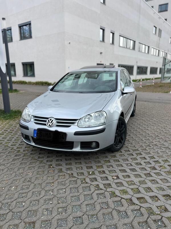 Silber Gebraucht 2004 VW Golf V Kleinwagen | 2.000 € (Guter Preis) - Bild 1/4
