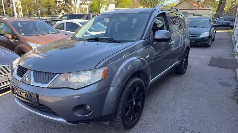 Gebraucht Mitsubishi Outlander Instyle 156 PS (114 kW) 2008 Silber SUV