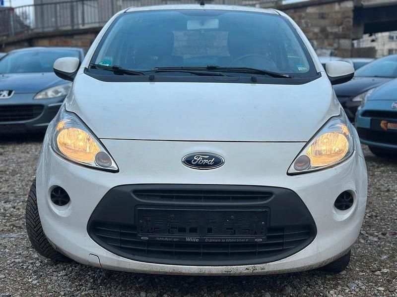 Gebraucht Ford Ka Champions Edition 69 PS (50 kW) 2012 Weiß Kleinwagen