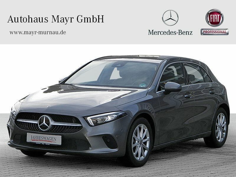 Mountaingrau Gebraucht 2018 Mercedes A200 Progressive Limousine | 19.945 € (Fairer Preis) - Bild 1/4