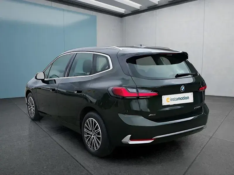 Gebraucht BMW 230 326 PS (239 kW) 2023 Grün Kombi
