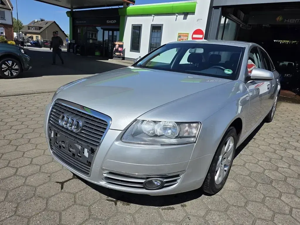 Second-hand Audi A6 177 CP (130 kW) 2005 Argintiu Berlinǎ
