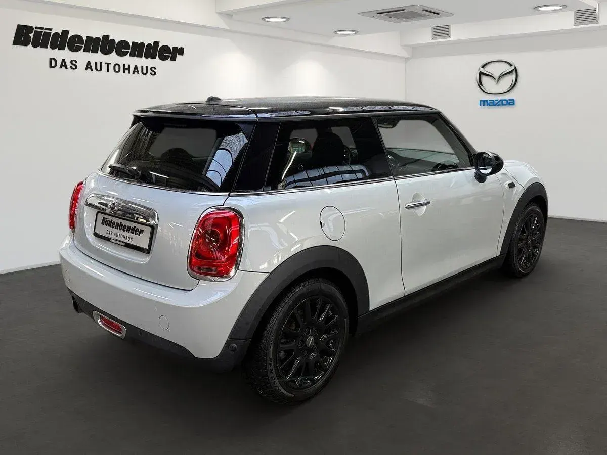 Gebraucht Mini Cooper Pepper 136 PS (100 kW) 2015 Weiß Kleinwagen