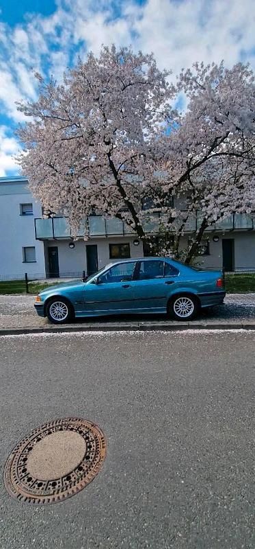 Second-hand BMW 320 150 CP (110 kW) 1996 Berlinǎ