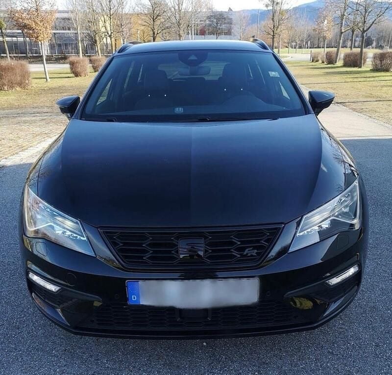 Schwarz Gebraucht 2020 Seat Leon FR Kombi | 17.000 € (Superpreis) - Bild 1/4