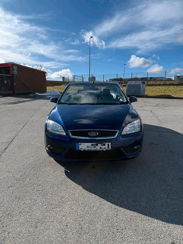 Gebraucht Ford Focus Cabriolet 101 PS (74 kW) 2007 Blau Cabrio