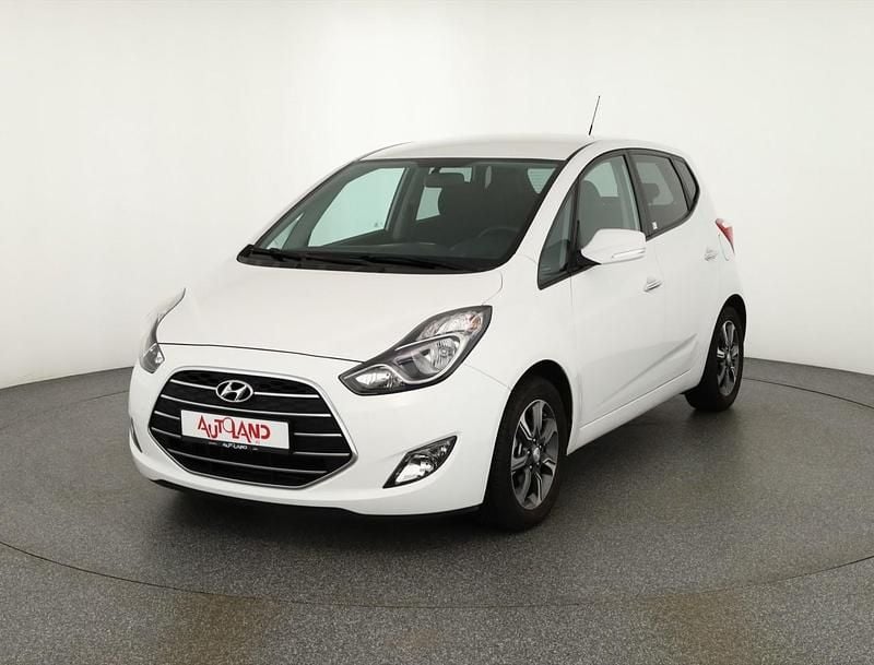 Weiß Gebraucht 2019 Hyundai ix20 Space Plus Kleinwagen | 14.950 € (Etwas zu teuer) - Bild 1/4