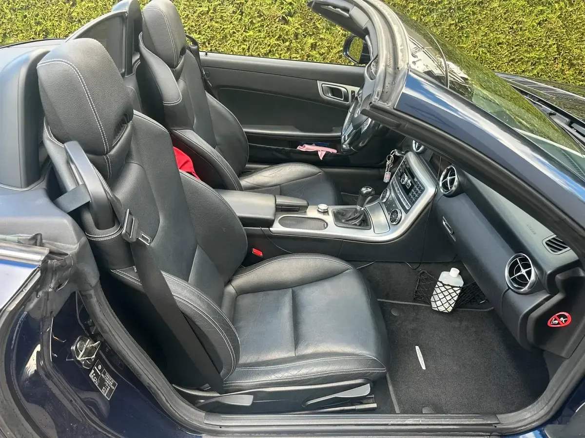 Gebraucht Mercedes SLK200 184 PS (135 kW) 2011 Blau Cabrio