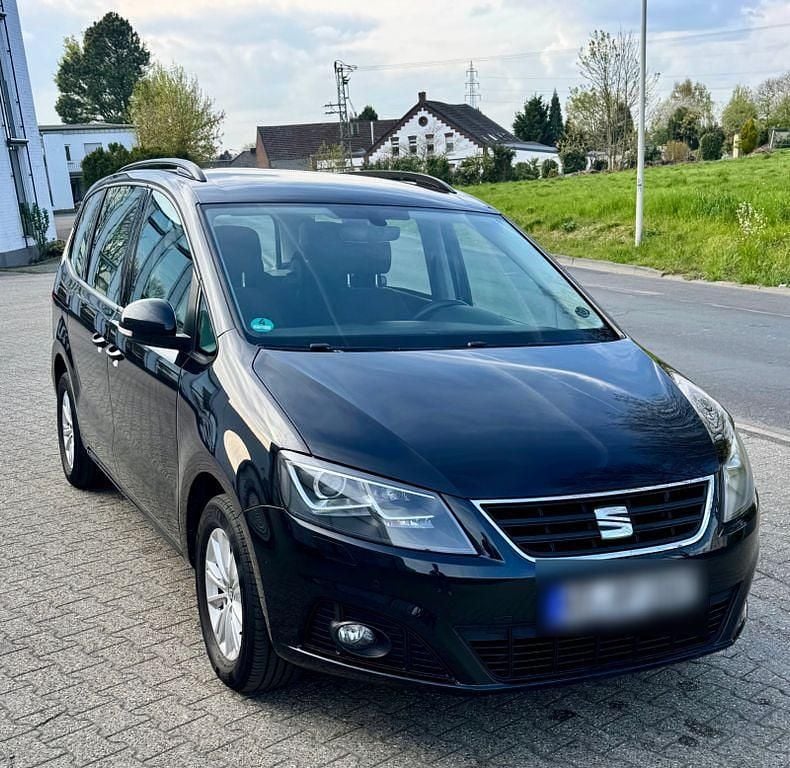 Usado Seat Alhambra Style 150 HP (110 kW) 2017 Preto Monovolume
