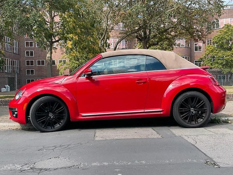 Rot Gebraucht 2013 VW Beetle S Cabrio | 9.800 € - Bild 1/4