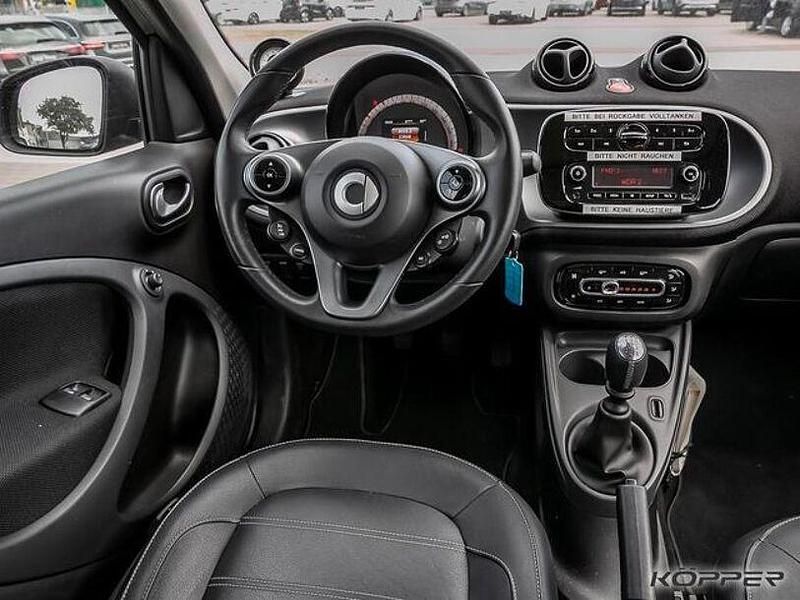 Second-hand Smart ForFour 90 CP (66 kW) 2019 Gri Hatchback