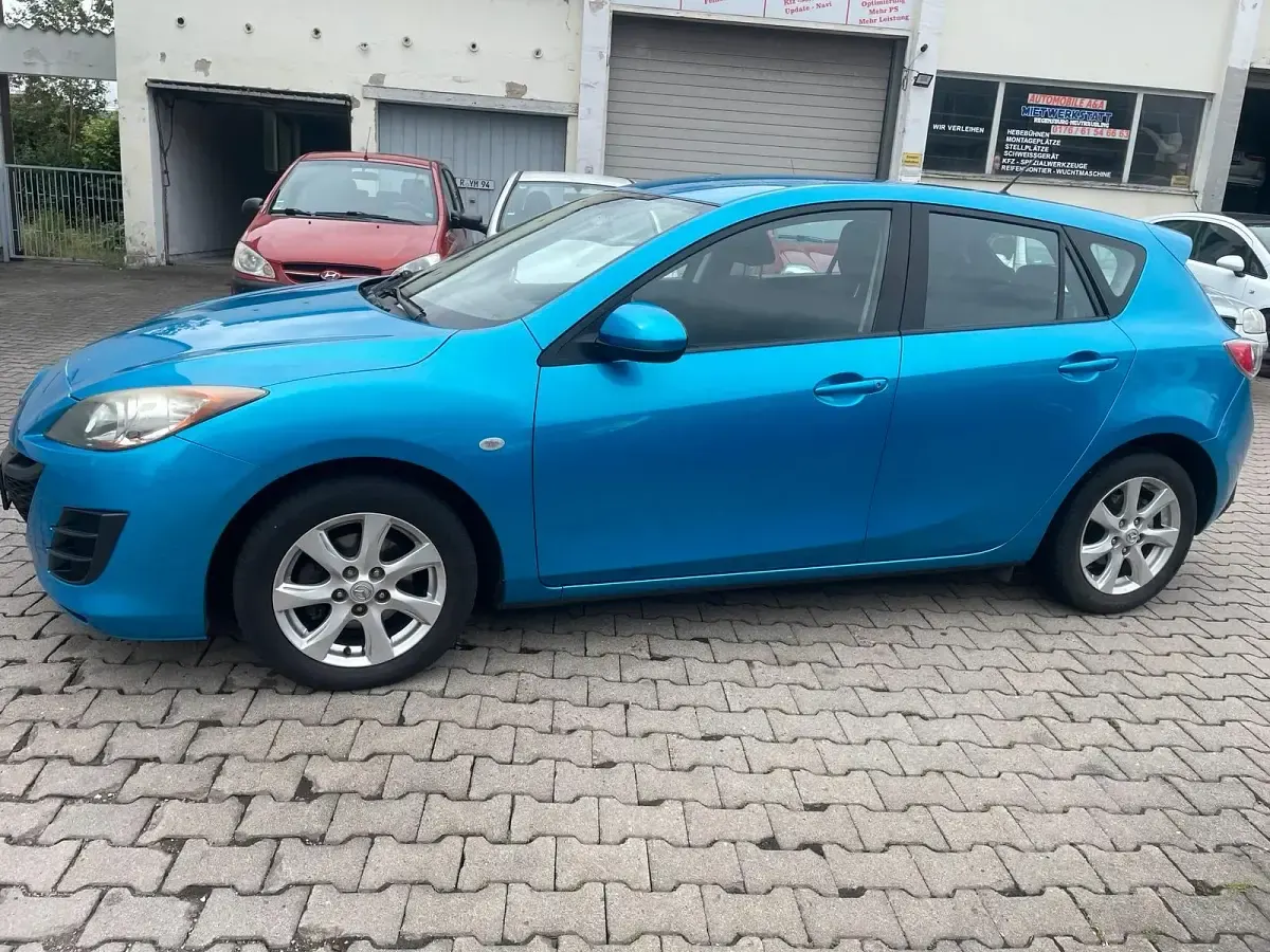 Gebraucht Mazda 3 105 PS (77 kW) 2010 Blau Limousine