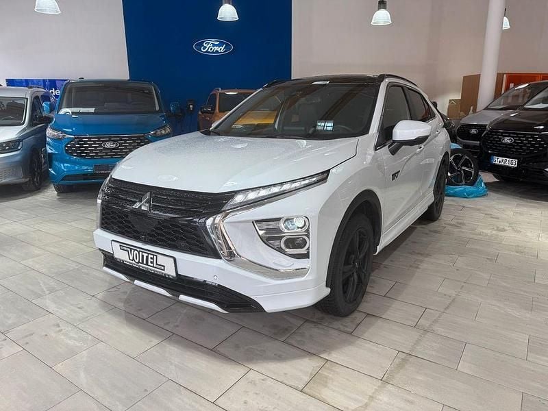 Weiß Gebraucht 2021 Mitsubishi Eclipse Cross Top SUV | 21.990 € (Fairer Preis) - Bild 1/4