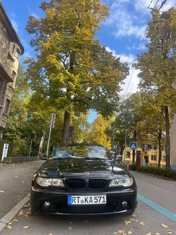 Schwarz Gebraucht 2004 BMW 318 Cabriolet Performance Cabrio | 7.500 € (Fairer Preis) - Bild 1/4