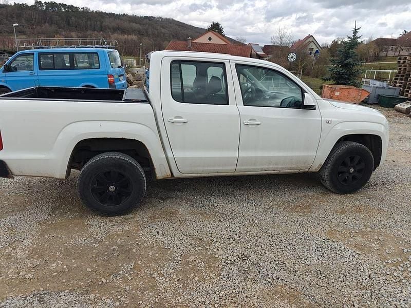 Gebraucht VW Amarok 122 PS (89 kW) 2012 Weiß Pickup