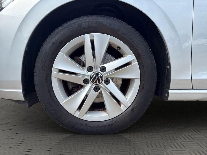 Gebraucht VW Golf VIII 90 PS (66 kW) 2020 Silber Limousine