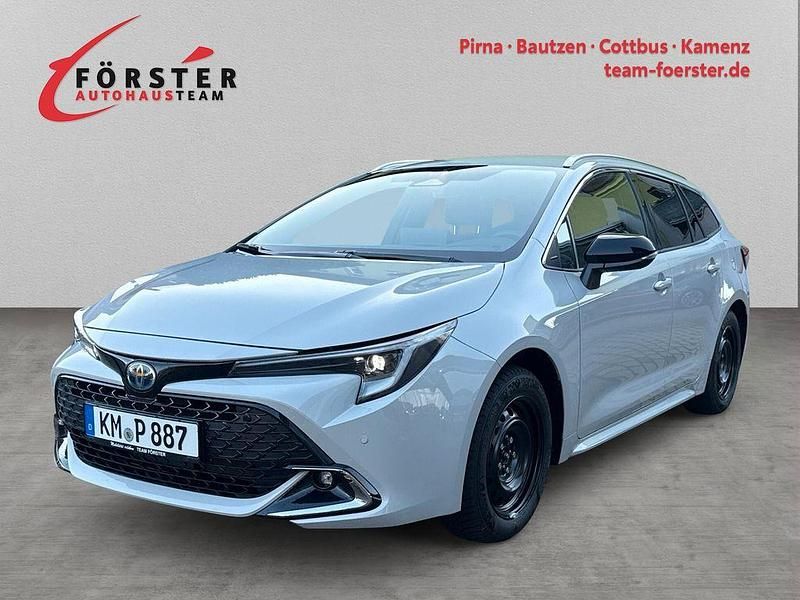 Grau Gebraucht 2025 Toyota Corolla Limousine | 32.990 € (Teuer) - Bild 1/4