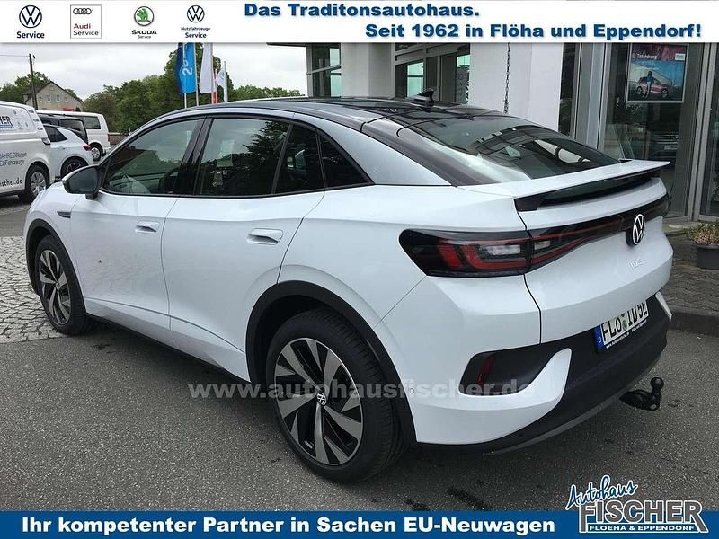 Gebraucht VW ID.5 Pro Performance 150 kW (204 PS) 2023 Gletscherweiß metallic/... SUV