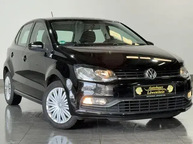 Gebraucht VW Polo Comfortline 75 PS (55 kW) 2015 Schwarz Limousine