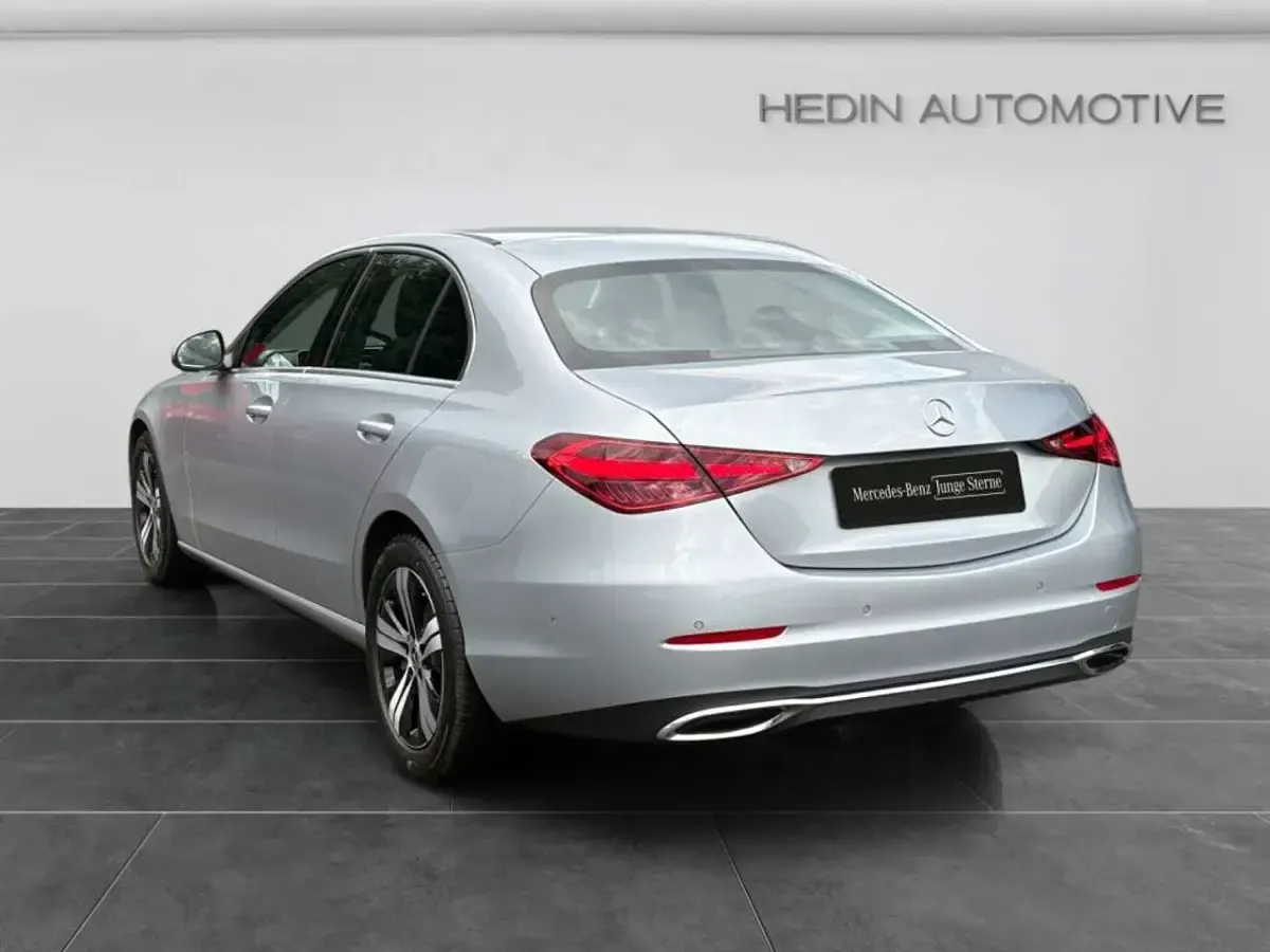 Gebraucht Mercedes C220 Avantgarde 197 PS (144 kW) 2025 Silber Limousine