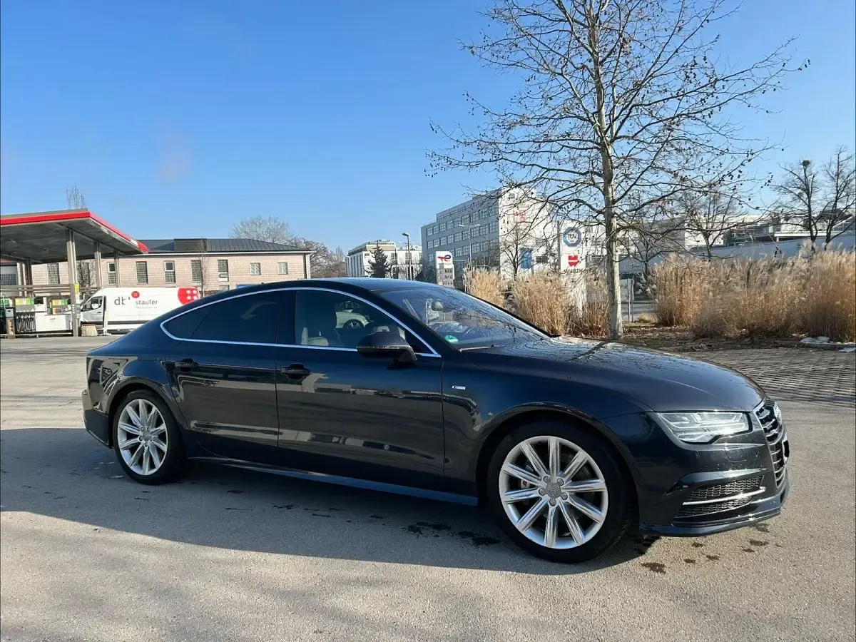 Gebraucht Audi A7 Sportback Sport 320 PS (235 kW) 2016 Blau Kleinwagen