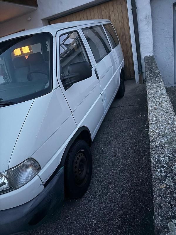 Gebraucht VW T4 101 PS (74 kW) 1998 Weiß Van