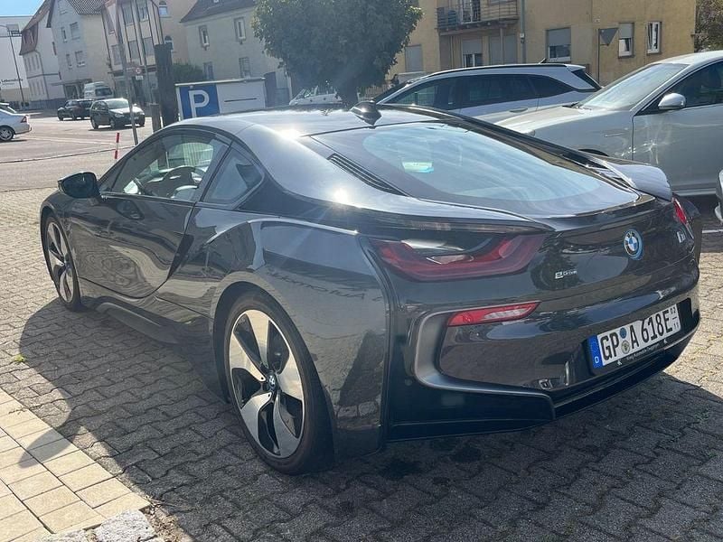 Gebraucht BMW i8 Pure Impulse 362 PS (266 kW) 2014 Grau Coupé
