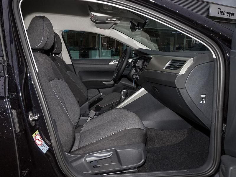 Gebraucht VW Polo Move 95 PS (69 kW) 2025 Schwarz Limousine