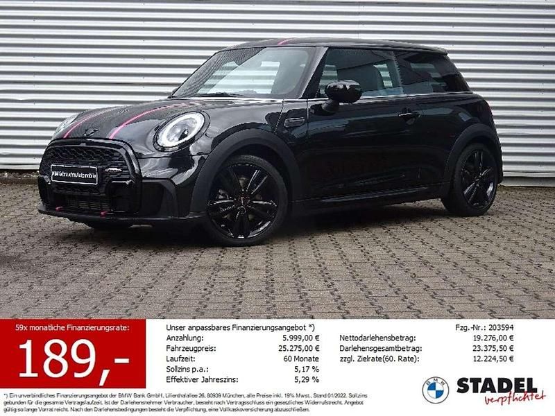 Midnight black metallic Gebraucht 2022 Mini Cooper Kleinwagen | 24.969 € (Etwas zu teuer) - Bild 1/4