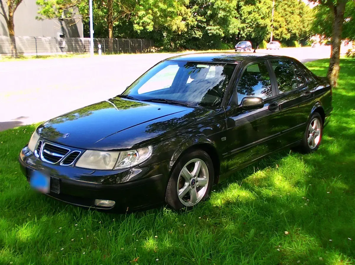 Gebraucht Saab 9-5 185 PS (136 kW) 2002 Schwarz Limousine