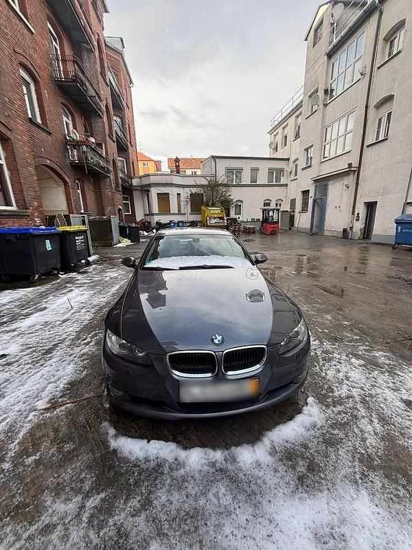 Gebraucht BMW 320 170 PS (125 kW) 2007 Grau Coupé