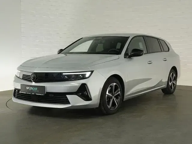 Gebraucht Opel Astra 131 PS (96 kW) 2024 Silber Kombi