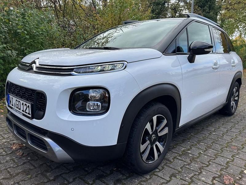 Weiß Gebraucht 2020 Citroën C3 Aircross PureTech SUV | 10.120 € (Guter Preis) - Bild 1/4