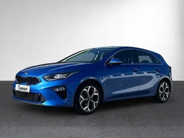 Gebraucht Kia Ceed Spirit 140 PS (102 kW) 2019 (b3l) blue flame Kleinwagen