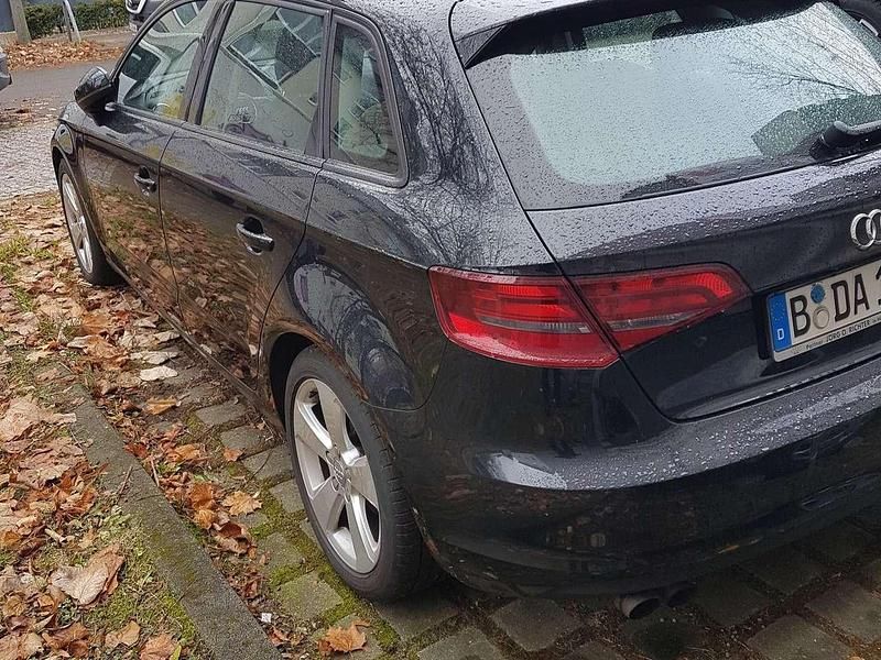 Gebraucht Audi A3 Ambition 179 PS (131 kW) 2013 Schwarz Limousine