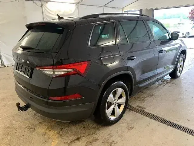 Gebraucht Skoda Kodiaq 200 PS (147 kW) 2023 Schwarzmagic perleffekt SUV